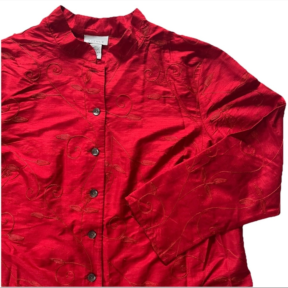 Avenue Embroidered Silk Button Up Tunic Shirt 18 / 20 Holiday Red Festive Blouse
